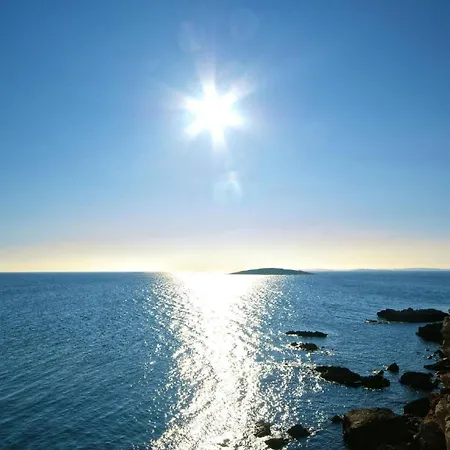 Modernes Mit Drei Balkonen Mit Meerblick, In Der Naehe Des Strandes Und Des Zentrums, Mit Einem Gemeinschaftlichen Partyraum Διαμέρισμα Ližnjan