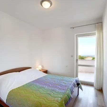 Modernes Mit Drei Balkonen Mit Meerblick, In Der Naehe Des Strandes Und Des Zentrums, Mit Einem Gemeinschaftlichen Partyraum Apartment Liznjan